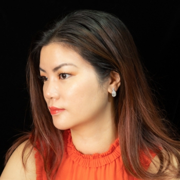 18K白金 1卡 梨形天然鑽石耳環